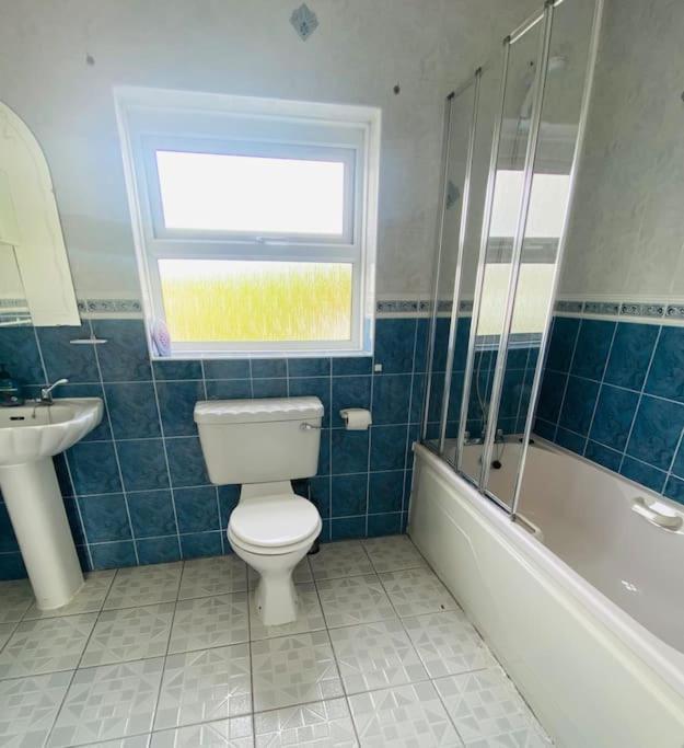 The Townhouse Dungloe Villa Exterior photo